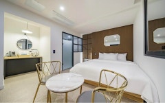 사천 호텔 엠버, 사천·남해·하동, 경남 - 여기어때 특가