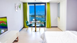 관광지 중심지에 위치한 오션뷰 숙소 | 여수 하이오션 러블리 트윈, 전라 - 여기어때 특가 관광지 중심지에 위치한 오션뷰 숙소 | 여수 하이오션... 