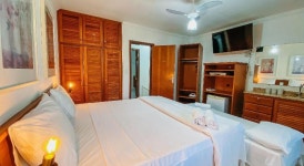 Condomínio frente mar com piscina, sauna e portaria 24hrs atravessou a rua está no mar, 코로아 베르멜랴, 산타크루즈 카브랄리아... 