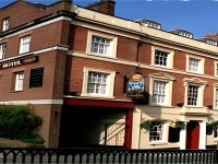 City Gate, 엑서터, 영국 - 여기어때 특가