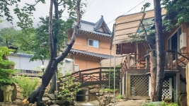 신성봉 한옥펜션, 단양·충주·제천·괴산, 충북 - 여기어때 특가