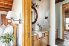 아방트스테이의 파인 니들 로그 캐빈 w/ 멋진 전망, 온수 욕조, 옥상 정원 & 풀 테이블!, 샬레 빌리지, 개틀린버그, 미국 - 여기어때 특가