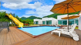 가평 눈깔사탕펜션, 자라섬·북면, 가평 - 여기어때 특가