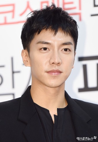 [엑's HD] 이승기 '환호성 부르는 비주얼'