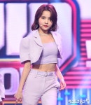 위키미키 리나 개미허리 공개[엑s HD포토] 위키미키 리나 '개미허리 공개'[엑's HD포토]