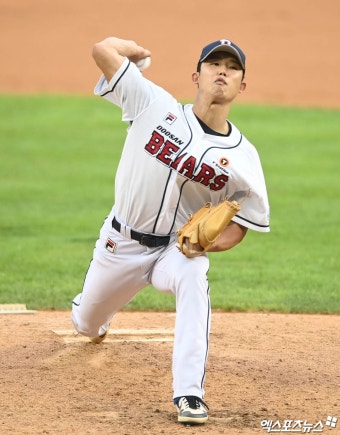역투하는 현도훈[포토]