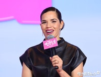 아메리카 페레라 