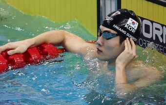 황선우, 남자 자유형 100m 동메달…판잔러 아시아신기록으로 우승 [AG 현장]