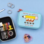 하드탑 펜케이스_프렌즈 | (주)로운컴퍼니 - 예스24