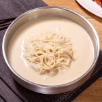 걸쭉한 파주장단콩 콩국수 (2인분 콩물 500gx2,생면 180gx2) | 농업회사법인 주식회사 사그담 - 예스24 걸쭉한 파주장단콩 콩국수... 