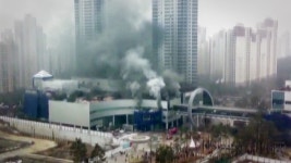 [사회]동탄 메타폴리스 상가에 불...4명 숨져 | YTN 동탄 메타폴리스 상가에 불...4명 숨져