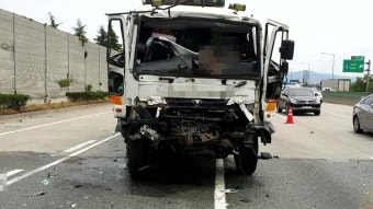 [전국]대구 경부고속도서 화물차 추돌...1명 숨져 | YTN 대구 경부고속도서 화물차 추돌...1명 숨져