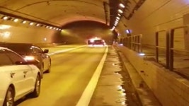 [전국]중앙고속도로 터널 안에서 차량 화재 | YTN 중앙고속도로 터널 안에서 차량 화재