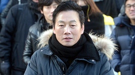 [정치][시사 안드로메다] 정봉주 "복권해도 국회로 돌아갈 생각 없다" | YTN [시사 안드로메다] 정봉주 "복권해도 국회로 돌아갈 생각 없다"