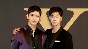 [가요]동방신기, SM과 재계약…3월 컴백 목표로 새 앨범 준비 중 | YTN 동방신기, SM과 재계약…3월 컴백 목표로 새 앨범 준비 중