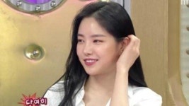 [방송][Y이슈] 자연미인이죠? 물음에 손나은 조금씩 관리 | YTN [Y이슈] 자연미인이죠? 물음에 손나은 조금씩 관리