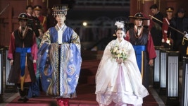 [방송]황후의 품격 장나라X신성록, 황실 혼례식 공개...압도적 스케일 | YTN 황후의 품격 장나라X신성록, 황실 혼례식 공개...압도적 스케일