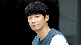 [가요][단독] 팝피아니스트 윤한, 5월 3년만에 정규 4집 컴백 | YTN [단독] 팝피아니스트 윤한, 5월 3년만에 정규 4집 컴백