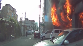 [전국]가슴 쓸어내린 필로티 빌라 화재...18명 부상 | YTN 가슴 쓸어내린 필로티 빌라 화재...18명 부상