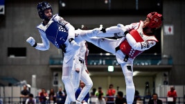 [스포츠]태권도 새 경기복 실전 점검...올림픽 사용 목표 | YTN 태권도 새 경기복 실전 점검...올림픽 사용 목표