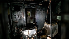 [전국]목욕탕 실외창고서 불...4명 대피 | YTN 목욕탕 실외창고서 불...4명 대피