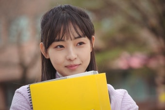 [방송]‘화양연화’ 전소니, 2인 1역 완벽 소화, 첫 주연 성공적 마무리 | YTN ‘화양연화’ 전소니, 2인 1역 완벽 소화, 첫 주연 성공적 마무리