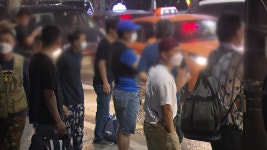 [사회]매일 새벽 천 명 몰리는 인력시장...거리 두기 없이 구직 활동 | YTN 매일 새벽 천 명 몰리는 인력시장...거리 두기 없이 구직 활동