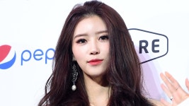 미주가요교실 | [가요]러블리즈 미주, 성희롱 발언에 제작진 "심려 끼쳐 죄송...영상 비공개" | YTN 러블리즈 미주, 성희롱 발언에 제작진 "심려 끼쳐 죄송...영상...
