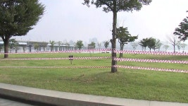[사회]한산한 여의도 한강공원...일부 밀집 지역 여전히 통제 | YTN 한산한 여의도 한강공원...일부 밀집 지역 여전히 통제