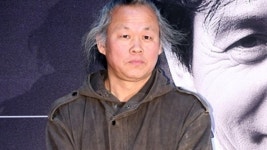 [영화]김기덕필름 고인 향한 억측·비난 삼가 달라...장례는 유가족 진행(전문) | YTN 김기덕필름 고인 향한 억측·비난 삼가 달라...장례는... 