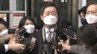 [사회][현장영상] '尹 정직 2개월' 집행정지 2차 심문 종료...윤석열 측 입장은? | YTN [현장영상] '尹 정직 2개월' 집행정지 2차 심문 종료......
