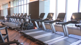 [사회]자영업자 대부분 환영...노래연습장 업주들은 반발 | YTN 자영업자 대부분 환영...노래연습장 업주들은 반발