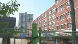 [사회]잇따르는 초등학교 감염...학원·동호회 등 산발적 감염 급증 | YTN 잇따르는 초등학교 감염...학원·동호회 등 산발적 감염 급증