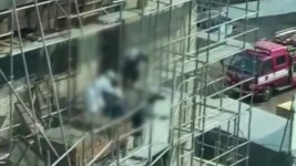 [사회]서울 은평구 초등학교 공사장에서 추락사고...1명 중상 | YTN 서울 은평구 초등학교 공사장에서 추락사고...1명 중상