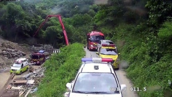 [전국]충주 사방댐 공사장서 거푸집 붕괴...1명 심정지·2명 부상 | YTN 충주 사방댐 공사장서 거푸집 붕괴...1명 심정지·2명 부상