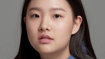 [최신뉴스]신예 최수인, 매니지먼트mmm과 전속 계약 체결... 김태리와 한솥밥 | YTN 신예 최수인, 매니지먼트mmm과 전속 계약 체결... 김태리와...