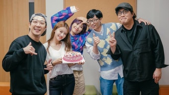 [방송]‘놀면 뭐하니?’ 팀, 러블리즈 미주 생일 축하 “‘놀뭐’의 활력소” | YTN ‘놀면 뭐하니?’ 팀, 러블리즈 미주 생일 축하 “‘놀뭐’의...