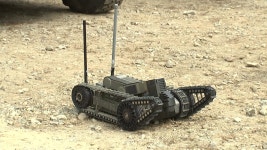 [정치]軍, 로봇과의 협업에 가속도...정찰부터 요리까지 척척 | YTN 軍, 로봇과의 협업에 가속도...정찰부터 요리까지 척척