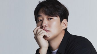 [방송]안재홍, 매니지먼트 mmm 이적...김태리·전여빈과 한솥밥 (공식) | YTN 안재홍, 매니지먼트 mmm 이적...김태리·전여빈과 한솥밥 (공식)