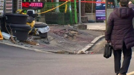 [사회]일산 마두역 고층 상가 붕괴 위험에 60여 명 대피...기둥 무너져 | YTN 일산 마두역 고층 상가 붕괴 위험에 60여 명 대피...기둥 무너져