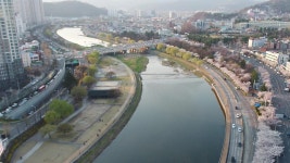 [전국][대구] 대구 도심 하천 신천에 낙동강 물 공급...생태 복원 기대 | YTN [대구] 대구 도심 하천 신천에 낙동강 물 공급...생태 복원 기대