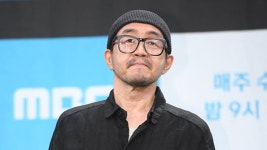 [영화]'범죄도시2'가 유작...배우 남문철, 지난해 대장암 투병 끝 별세 | YTN '범죄도시2'가 유작...배우 남문철, 지난해 대장암 투병 끝 별세