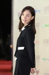 [방송]한예리, 깜짝 결혼 “예식 없이 백년가약… 평생 동반자 되기로 서약” [공식] | YTN 한예리, 깜짝 결혼 “예식 없이 백년가약… 평생... 
