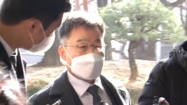 동규네 지킴이 | [사회]"김만배, 2025년에 천화동인 1호 '동규네'에 넘긴다고 해" | YTN "김만배, 2025년에 천화동인 1호 '동규네'에 넘긴다고 해"