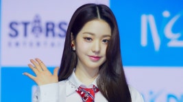 [가요]아이브 장원영·트레져 정우 등, 오늘(9일) 서울공연예술고 졸업 | YTN 아이브 장원영·트레져 정우 등, 오늘(9일) 서울공연예술고 졸업