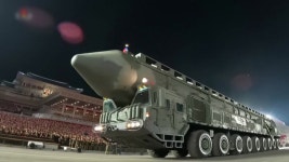 [정치]北, 신형 고체연료 추정 ICBM 공개...화성-17형도 대거 등장 | YTN 北, 신형 고체연료 추정 ICBM 공개...화성-17형도 대거 등장