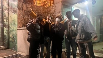 [가요]BTS, 오랜만에 '완전체' 뭉쳤다... 軍 휴가 나온 진도 함께 | YTN BTS, 오랜만에 '완전체' 뭉쳤다... 軍 휴가 나온 진도 함께