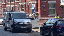 [국제]英 도심 길거리서 3명 숨진 채 발견...승합차 돌진 남성 체포 | YTN 英 도심 길거리서 3명 숨진 채 발견...승합차 돌진 남성 체포