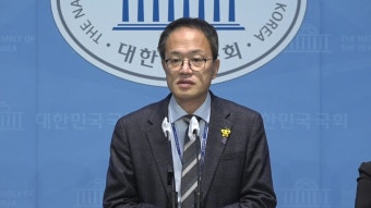 [정치]민주, '이동관·검사 탄핵안' 철회...이달 말 재추진 | YTN 민주, '이동관·검사 탄핵안' 철회...이달 말 재추진