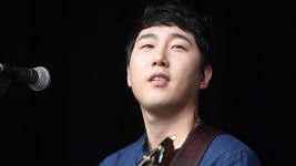 [Y이슈]3배까지 껑충 뛴 암표에 몸살…장범준, 2년 만의 콘서트 취소 | YTN 3배까지 껑충 뛴 암표에 몸살…장범준, 2년 만의 콘서트 취소